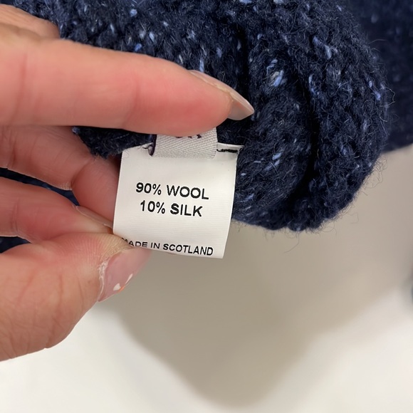 NEW The Wizarding World of Harry Potter Replica H For Harry Sweater Blue XS - Picture 4 of 6